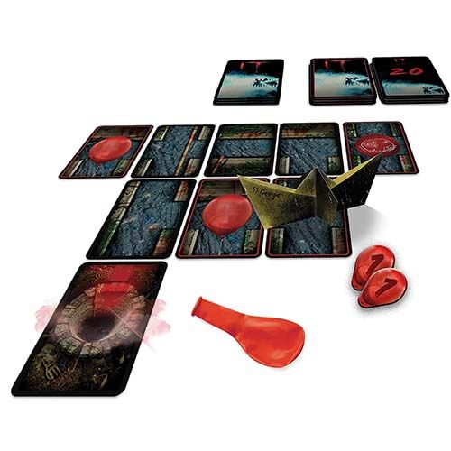 IT Chapter Two card game Shuffle Cartamundi Warner Bros Terror Horror Cinema FIlm Juego mesa miedo 3